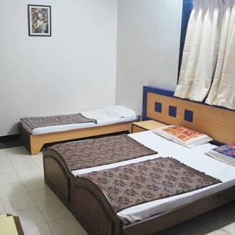 Hotel Alankar Deluxe, Ratnagiri 3